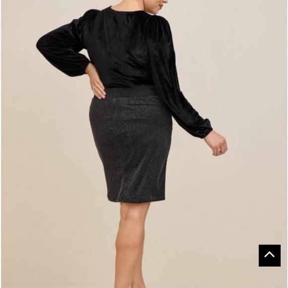 NEW Torrid Glitter Knit Cinched Bodycon Skirt Size 4X - Picture 2 of 9